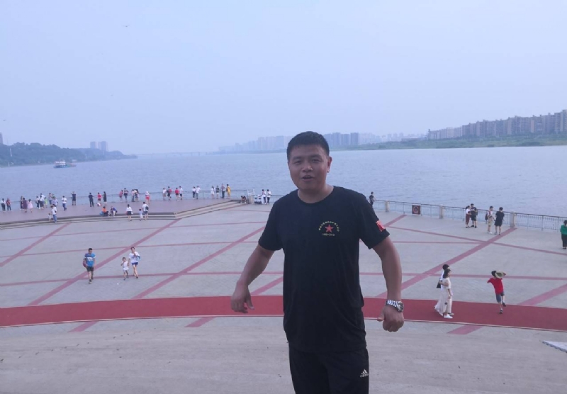 曾经心疼的我的第一张照片--广州残疾人相亲网